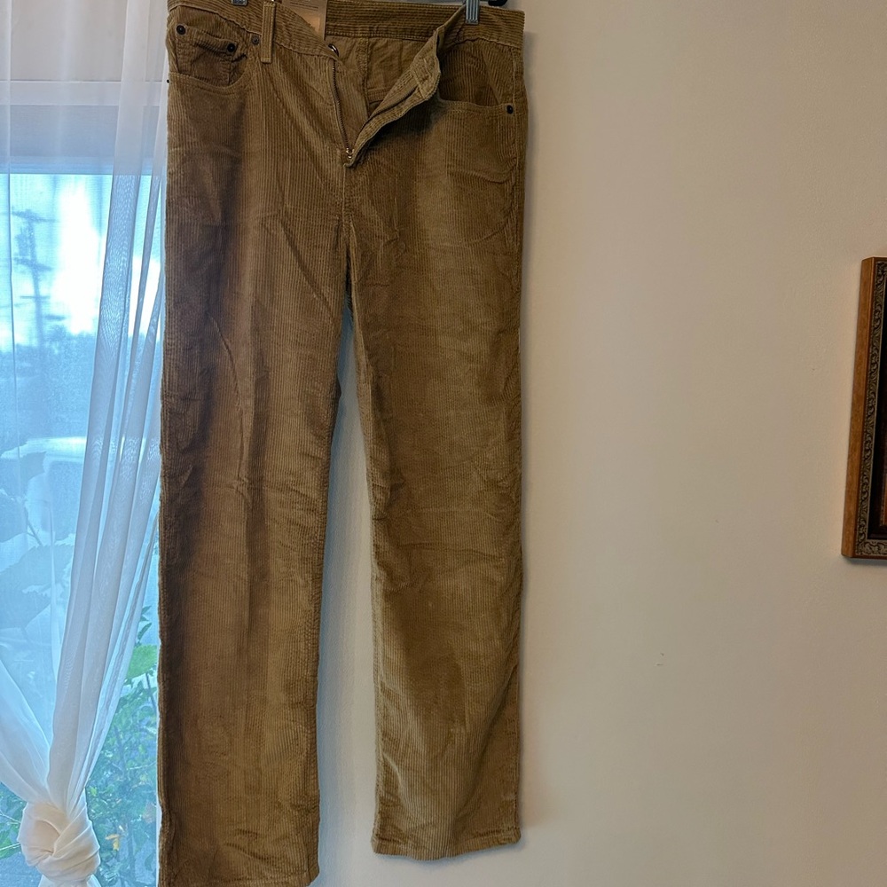 NEW! Levi's Women's Brown Corduroy Straight Leg Pants